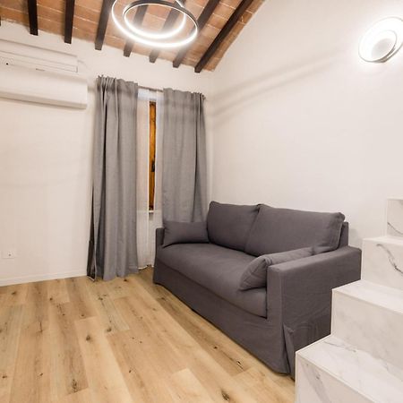 Appartamento Sui Tetti Di Ovile Siena Exterior foto